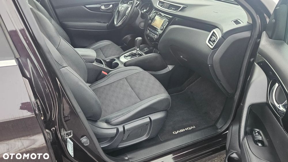 Nissan Qashqai 1.6 dCi Xtronic TEKNA+ - 7