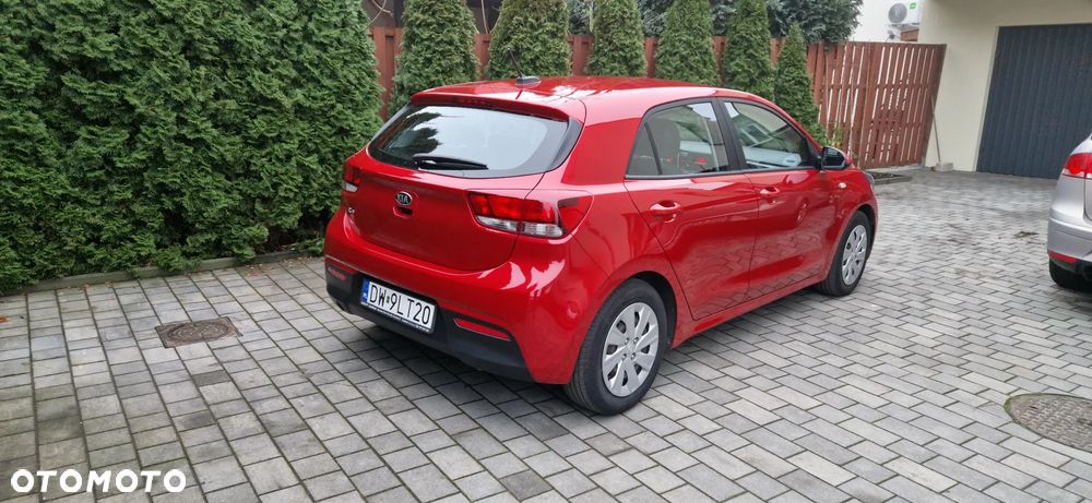 Kia Rio 1.2 M - 13