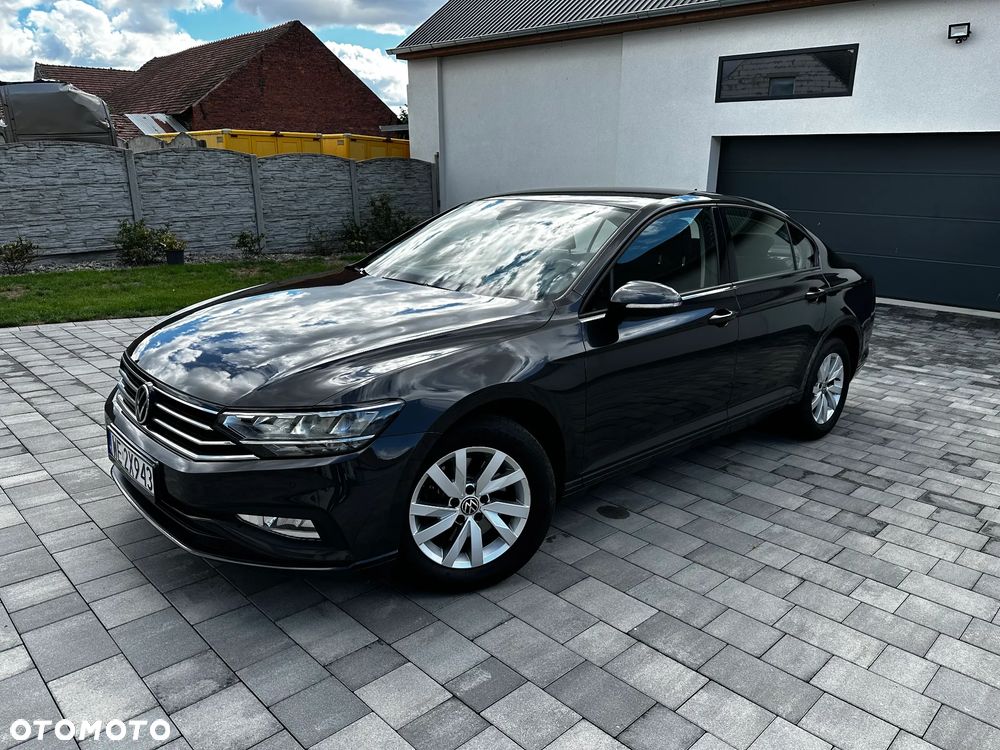 Volkswagen Passat 1.5 TSI EVO Essence DSG - 2