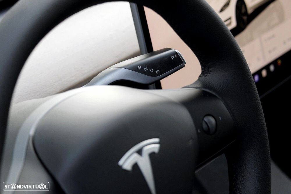 Tesla Model 3 Long Range Tração Traseira - 16