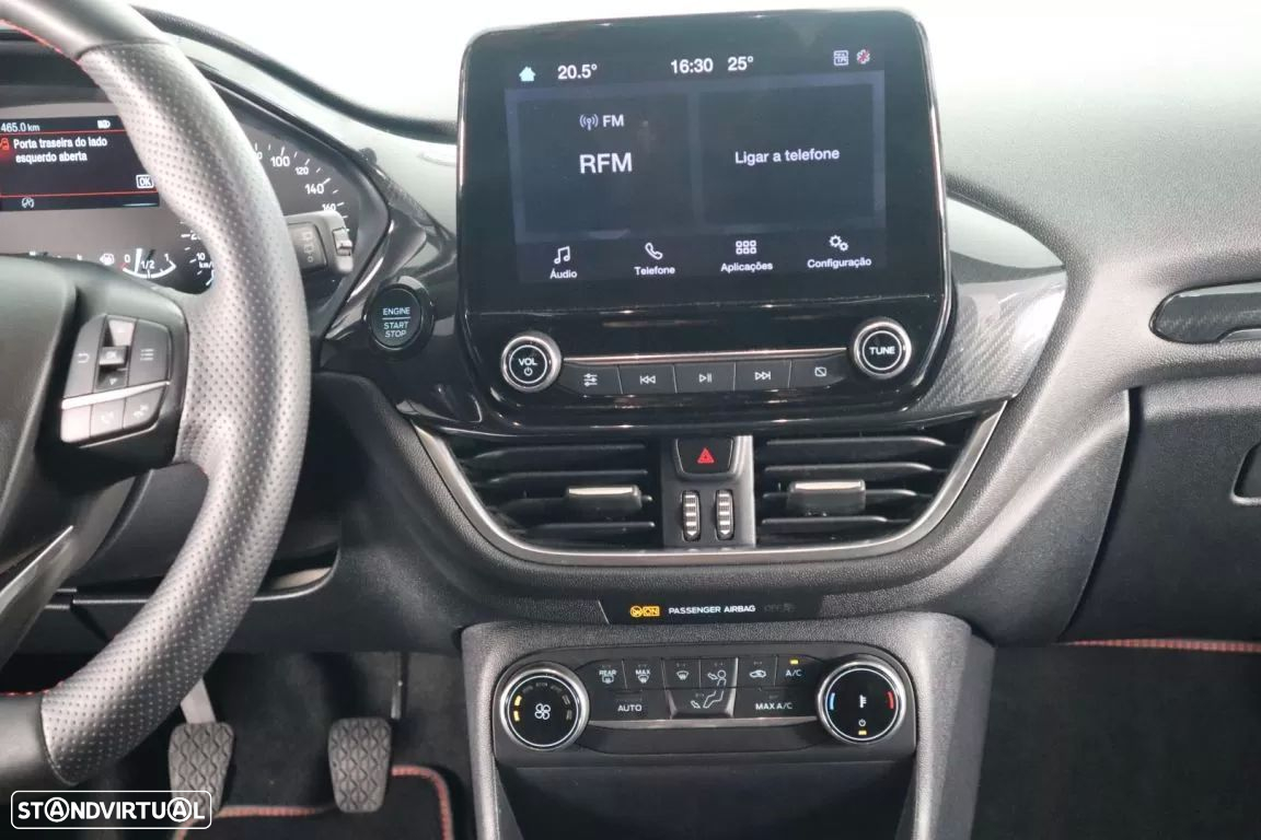 Ford Fiesta 1.0 EcoBoost ST-Line - 27