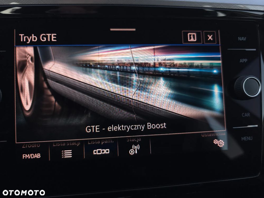 Volkswagen Passat - 26