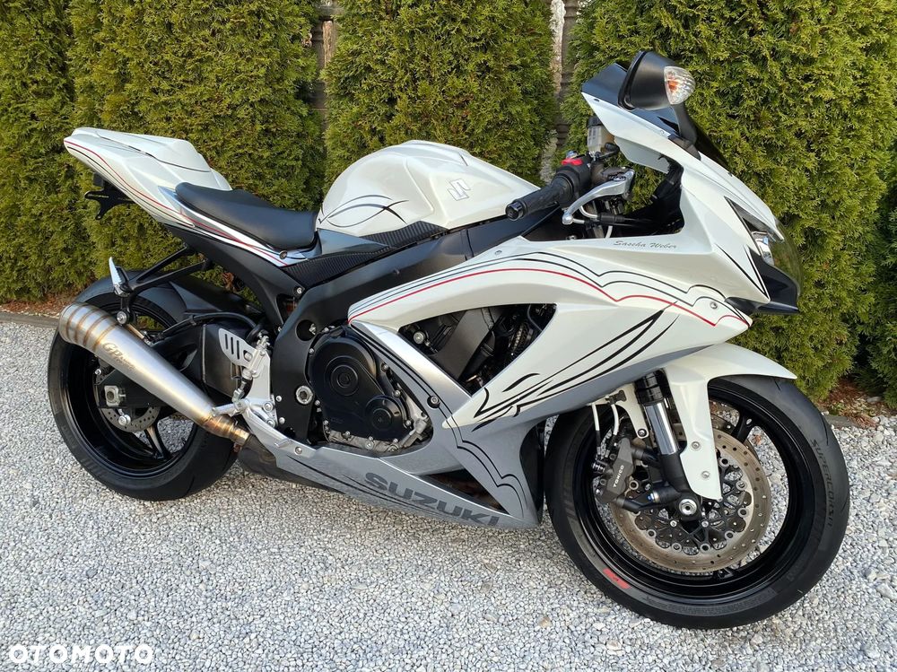 Suzuki GSX-R - 2