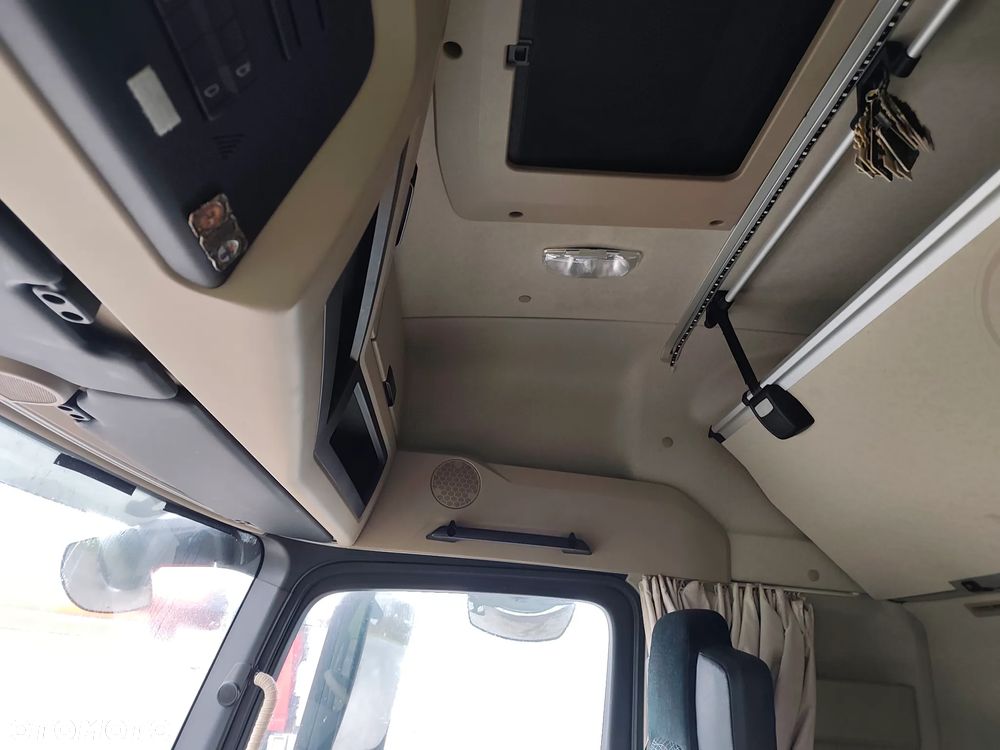 Mercedes-Benz Stream Space Standard - 9