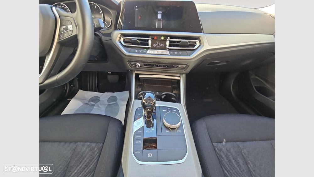 BMW 320 d Advantage Auto - 12