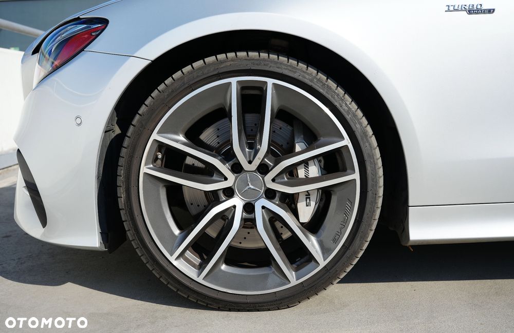 Mercedes-Benz Klasa E AMG 53 4-Matic+ - 10