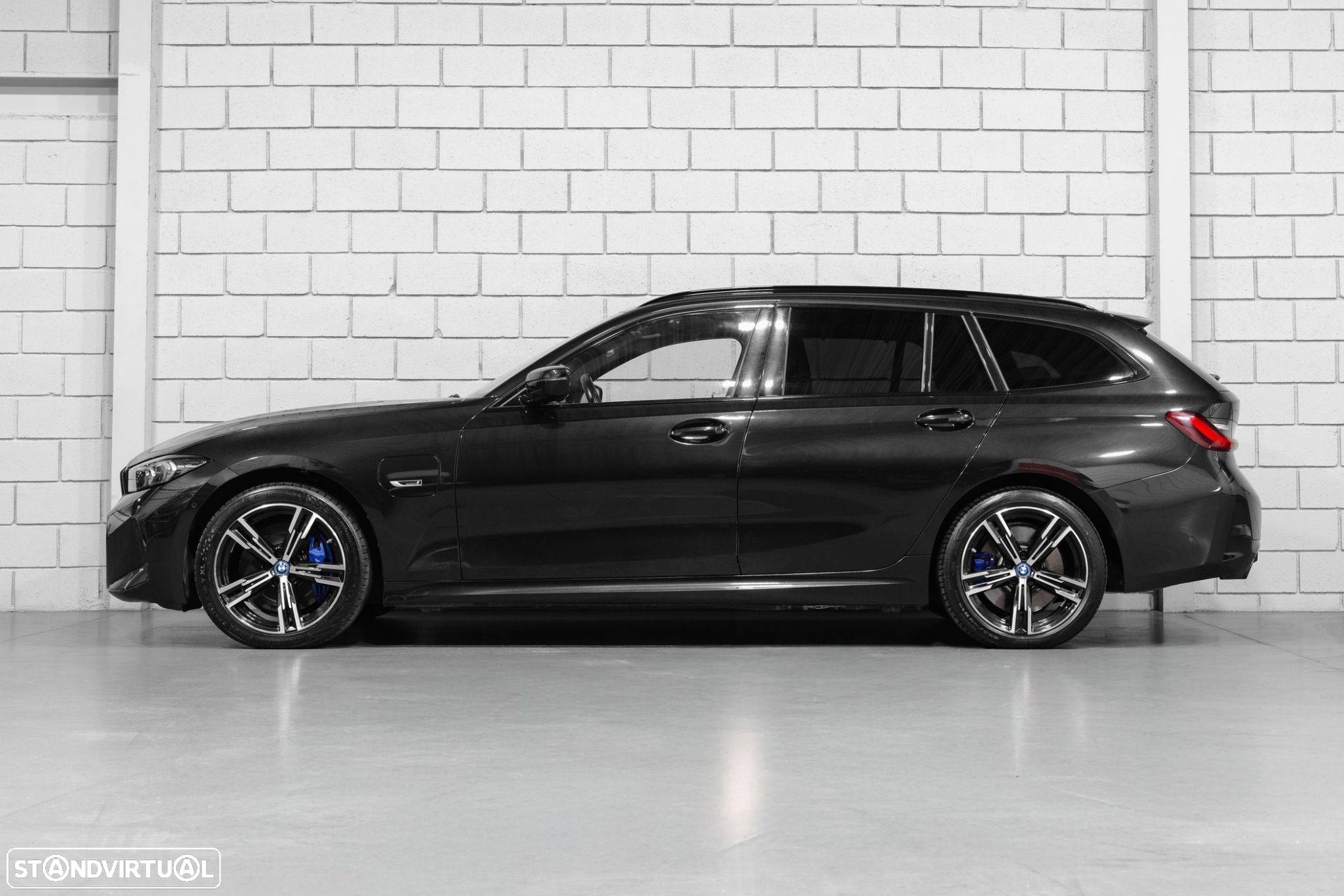 BMW 330 e Touring Pack M Auto - 3