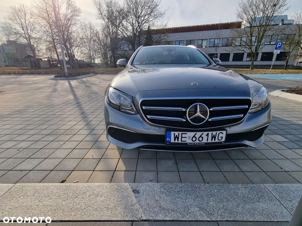 Mercedes-Benz Klasa E 220 d 4-Matic 9G-TRONIC - 7