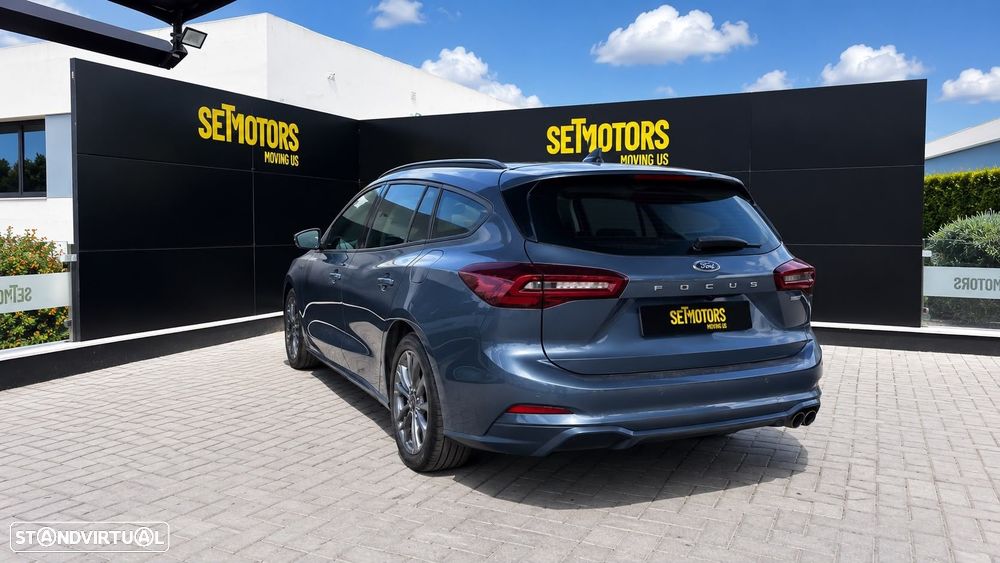 Ford Focus SW 1.0 EcoBoost MHEV ST-Line Aut. — fotografia 4