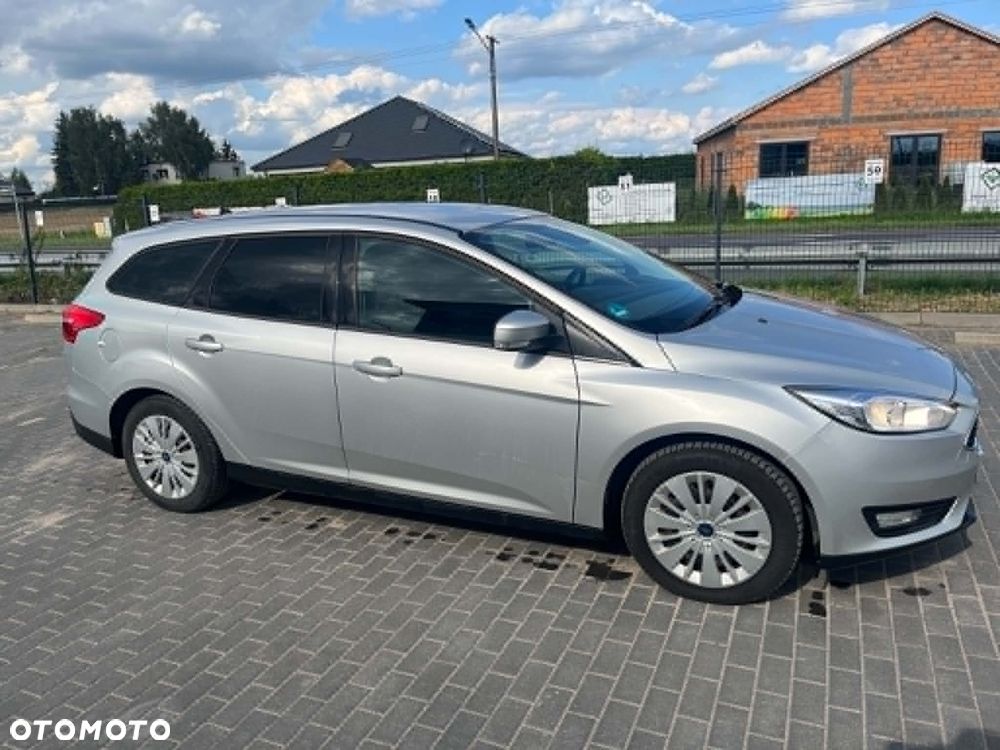 Ford Focus 1.5 TDCi SYNC Edition - 3