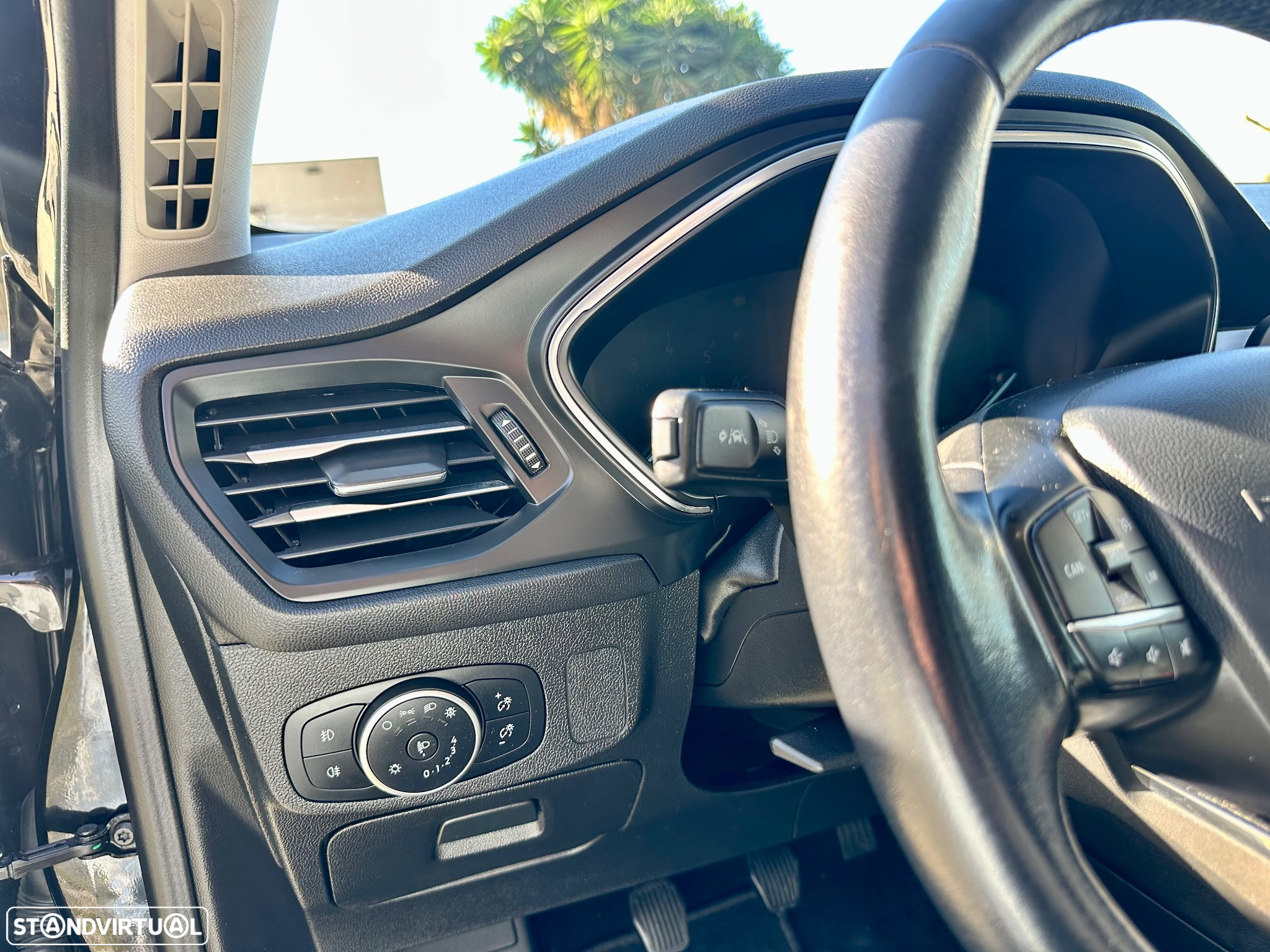 Ford Focus 1.0 EcoBoost Titanium - 20