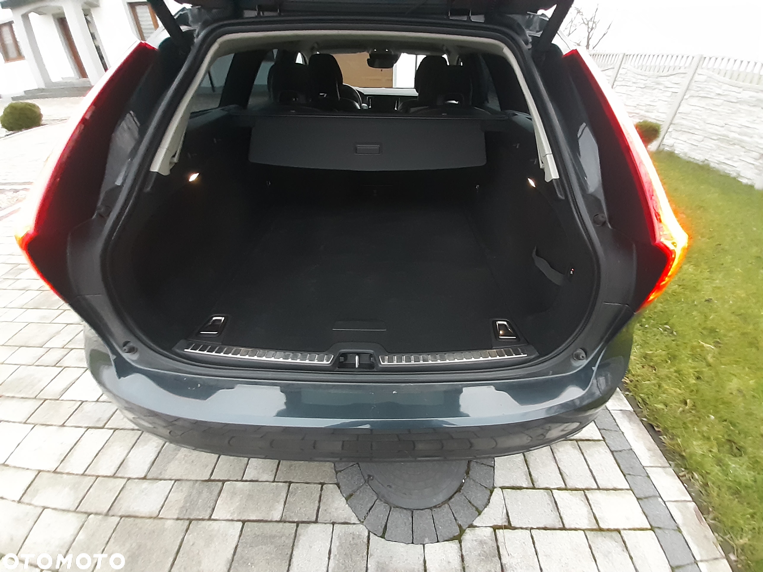 Volvo V90 D3 Momentum - 23