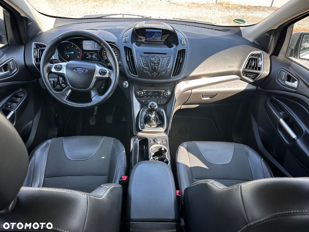 Ford Kuga 2.0 TDCi 4x4 Titanium - 33