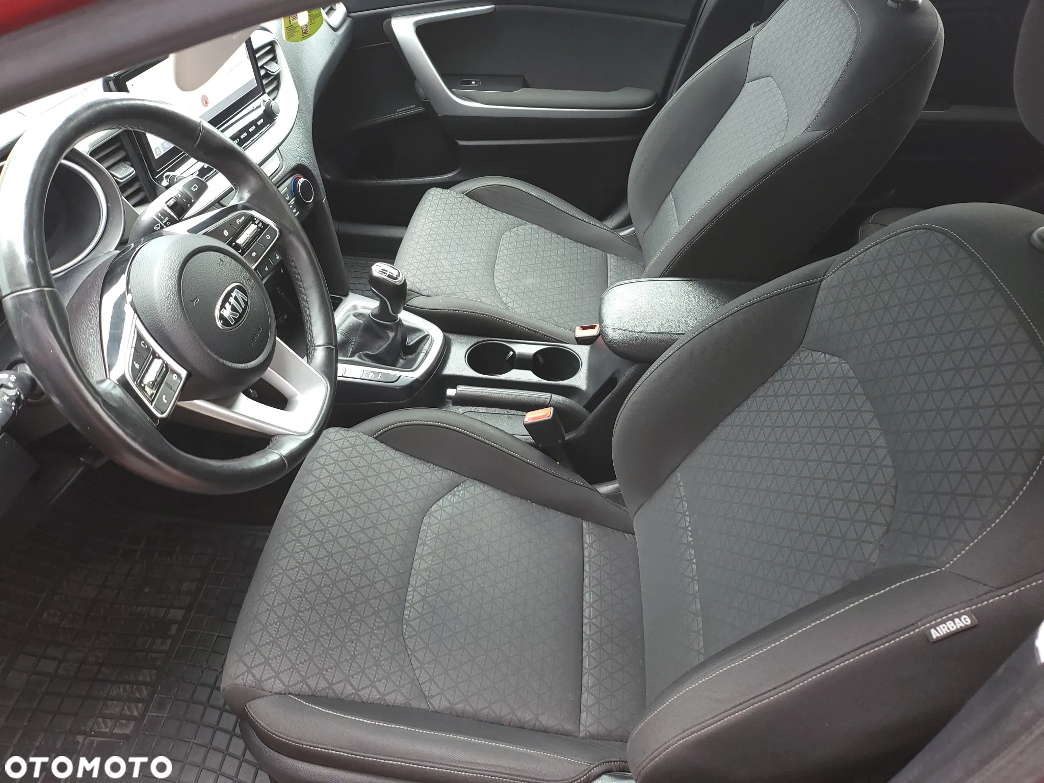 Kia Ceed SW 1.5 T-GDI OPF GT Line - 21