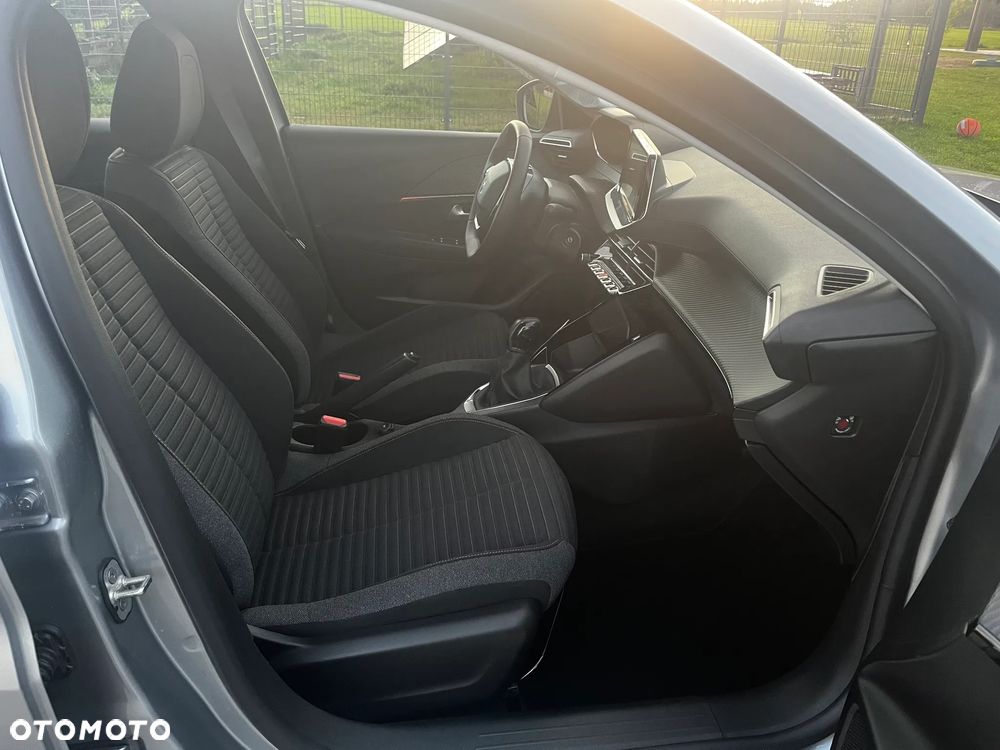 Peugeot 208 1.2 PureTech Style S&S - 19