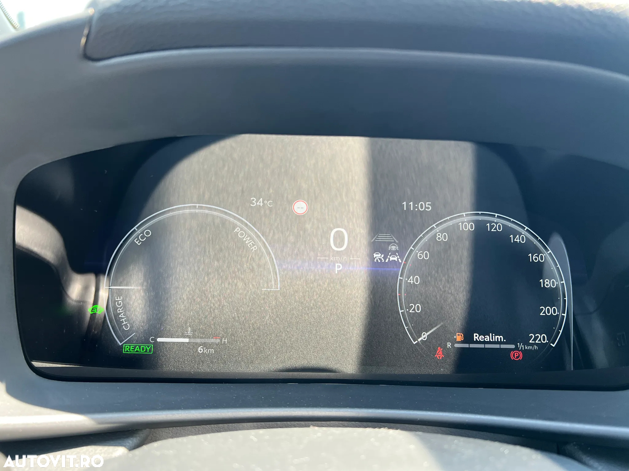 Toyota C-HR - 32