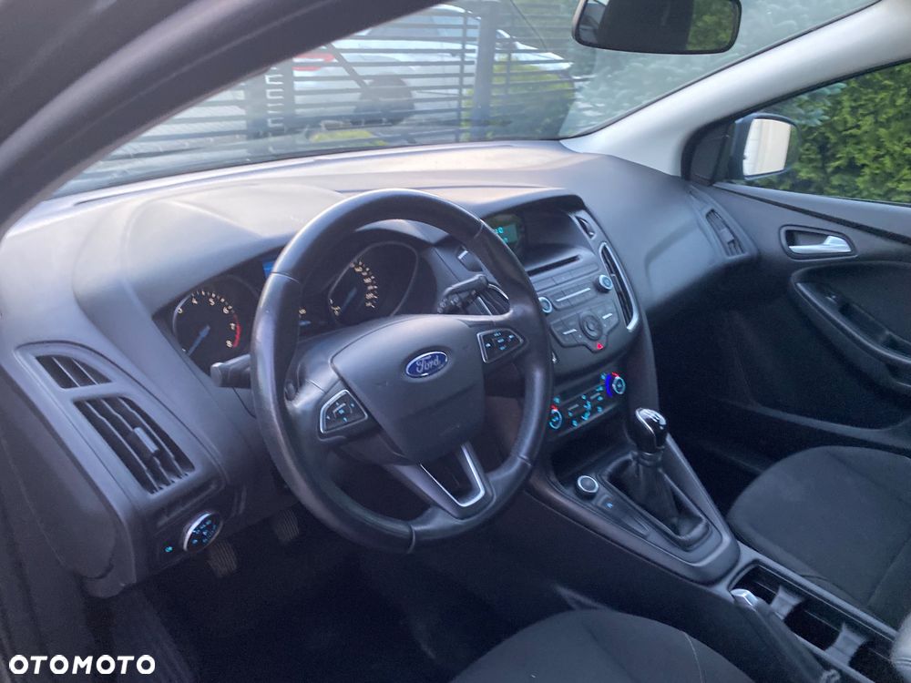 Ford Focus 1.0 EcoBoost Edition - 8