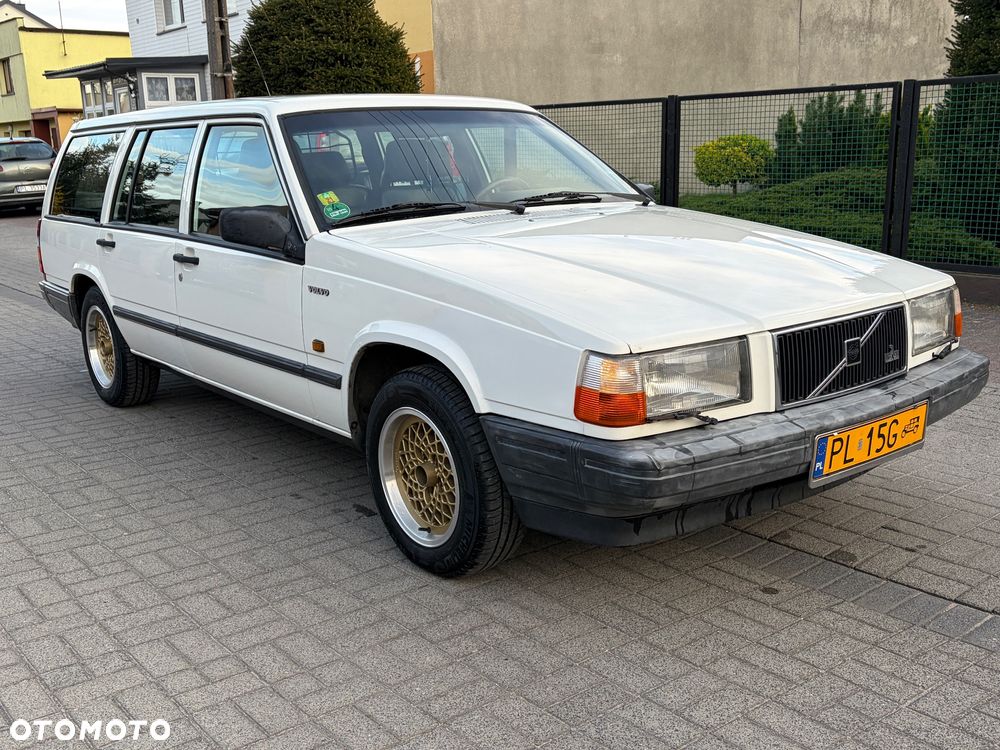 Volvo 745 - 2