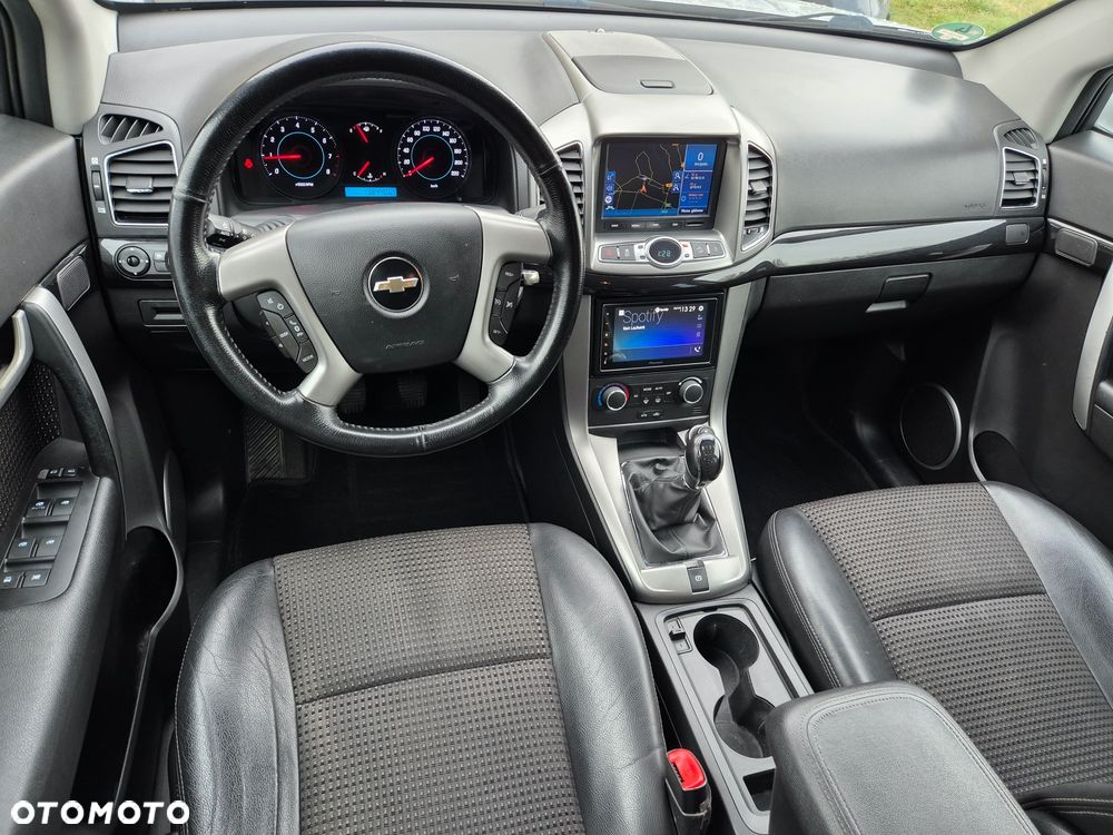 Chevrolet Captiva 2.4 2WD LT - 16