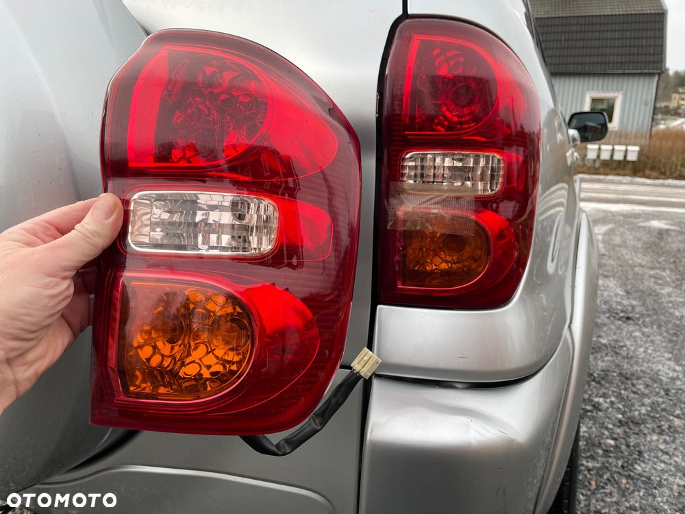 Toyota RAV4 2.0 VVT-i 4x4 - 16