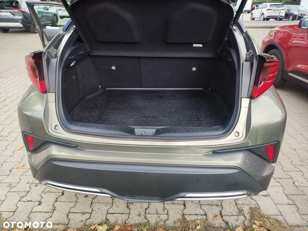 Toyota C-HR 2.0 Hybrid Executive - 19