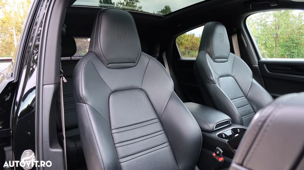 Porsche Cayenne Coupe Tiptronic S Platinum Edition - 12