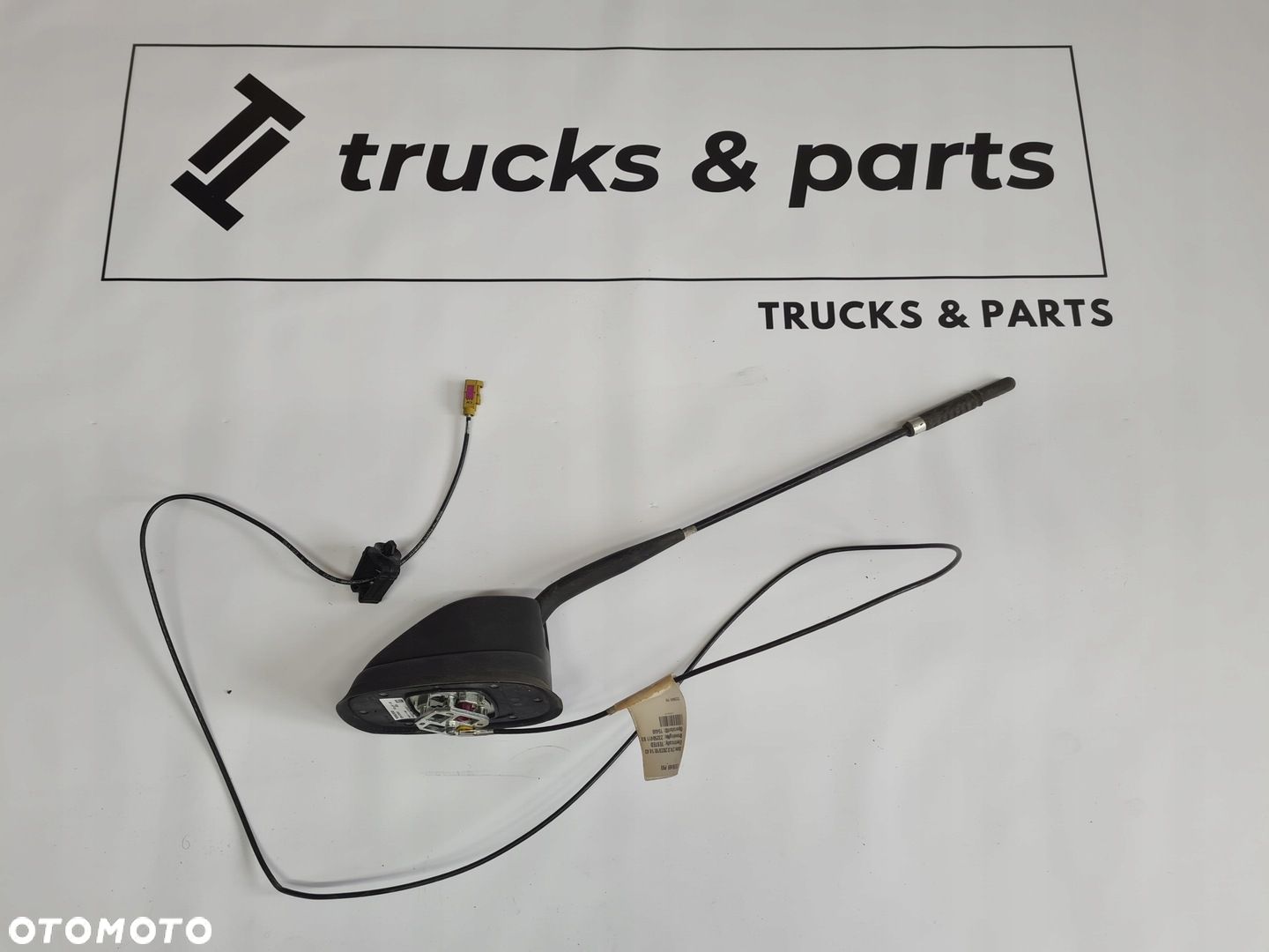 ANTENA DACHOWA GPS GSM AM FM VOLVO FH 4 LIFT FH 5 - 1
