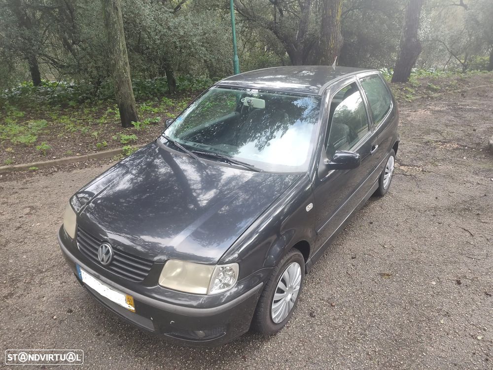 VW Polo 1.4 Confortline - 1