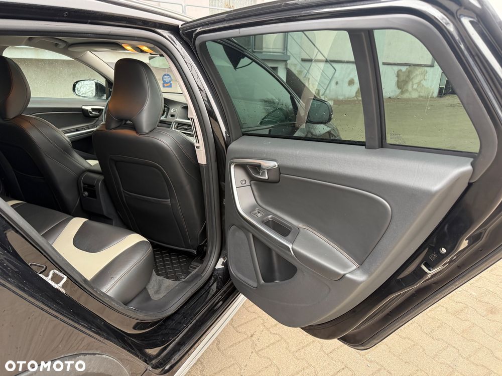 Volvo V60 T5 Geartronic Linje Business - 22