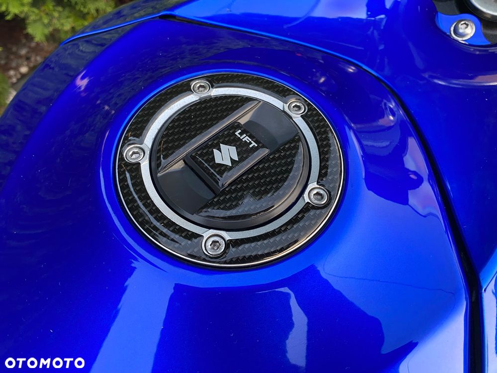 Suzuki GSX-R - 13