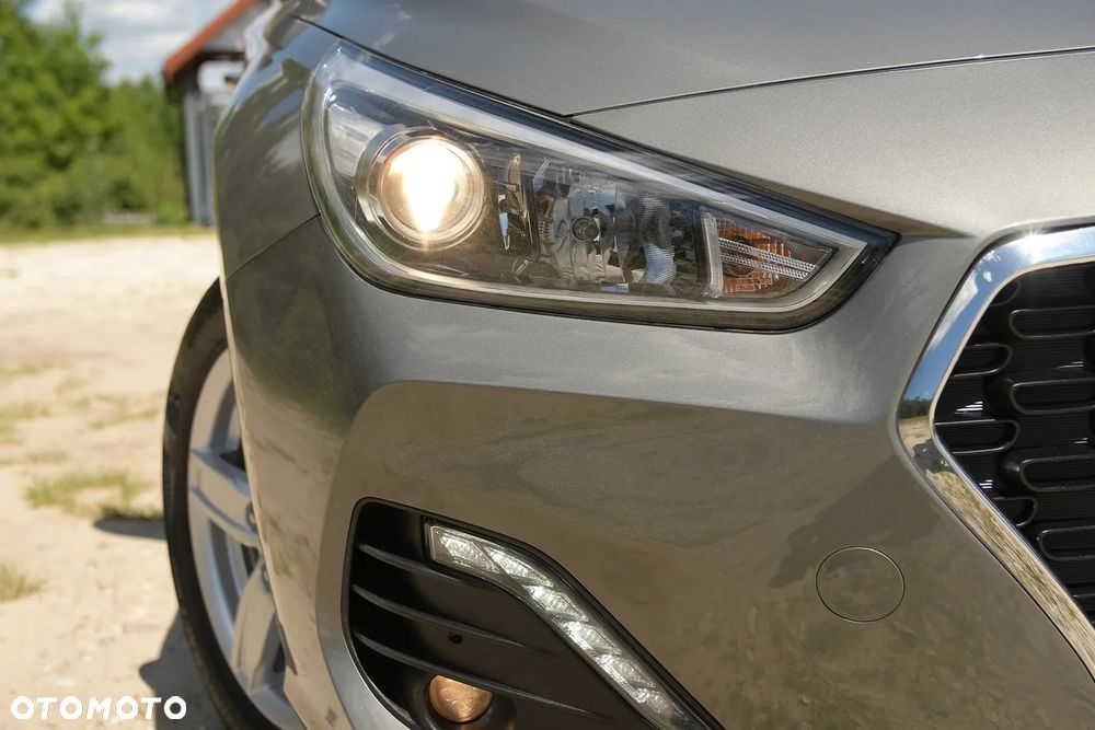 Hyundai i30 1.4 Fifa World Cup Edition - 14