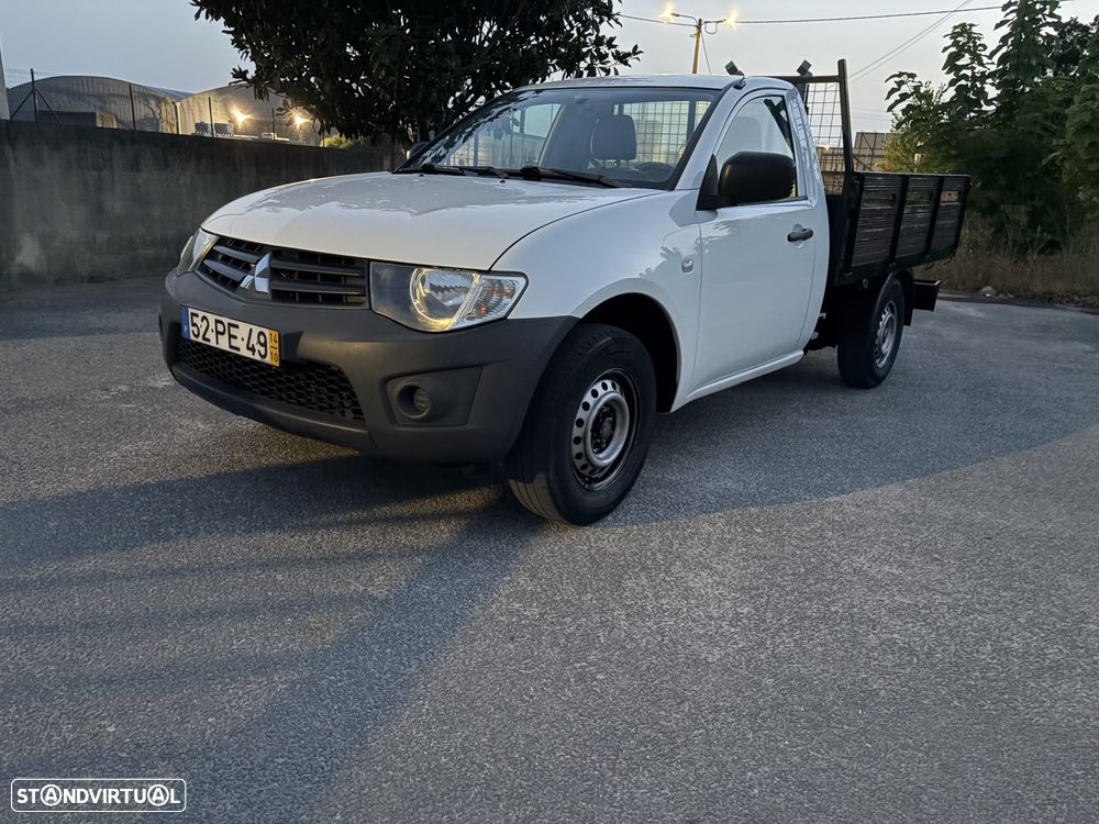 Mitsubishi L200 2.5 DI-D CS Inform AC CC Low Rider 2WD - 1