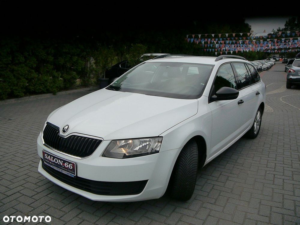 Skoda Octavia 1.6 TDI Active - 8