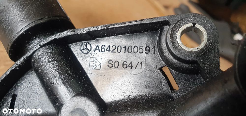 Odma separator oleju Mercedes ML W164 3.0 CDI A6420100591 A6420160381 - 8