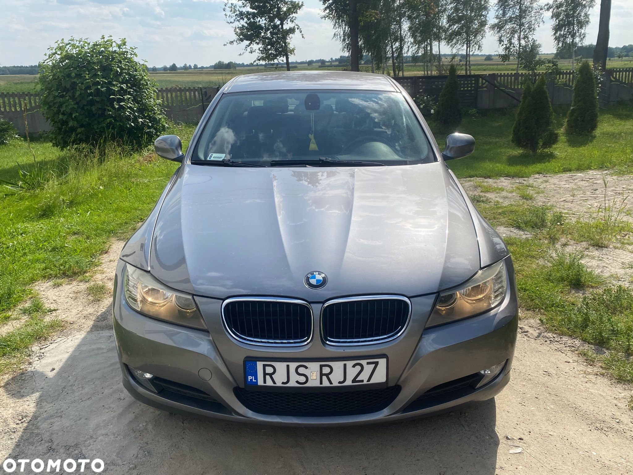 BMW Seria 3 318i - 1