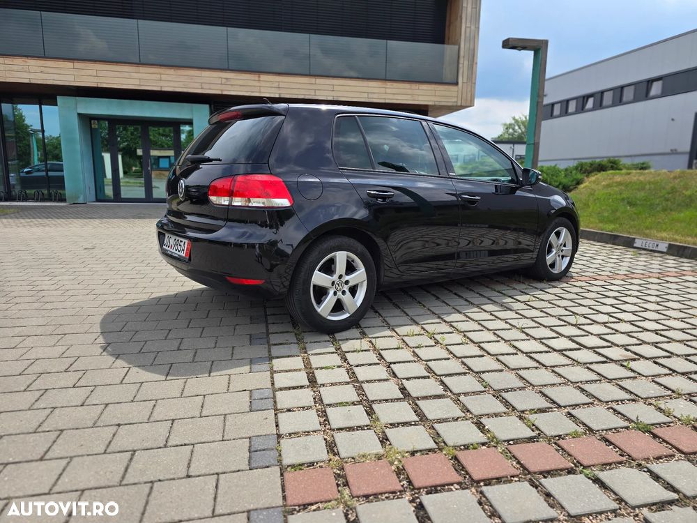 VOLKSWAGEN Golf 2012 — imagine 10
