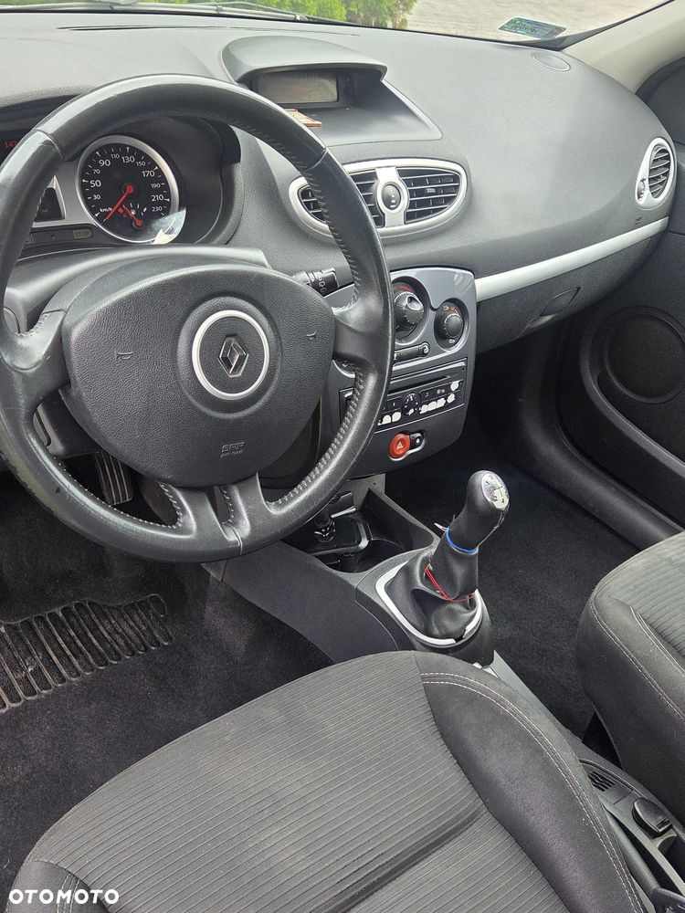 Renault Clio 1.2 16V Alize EU6 - 5