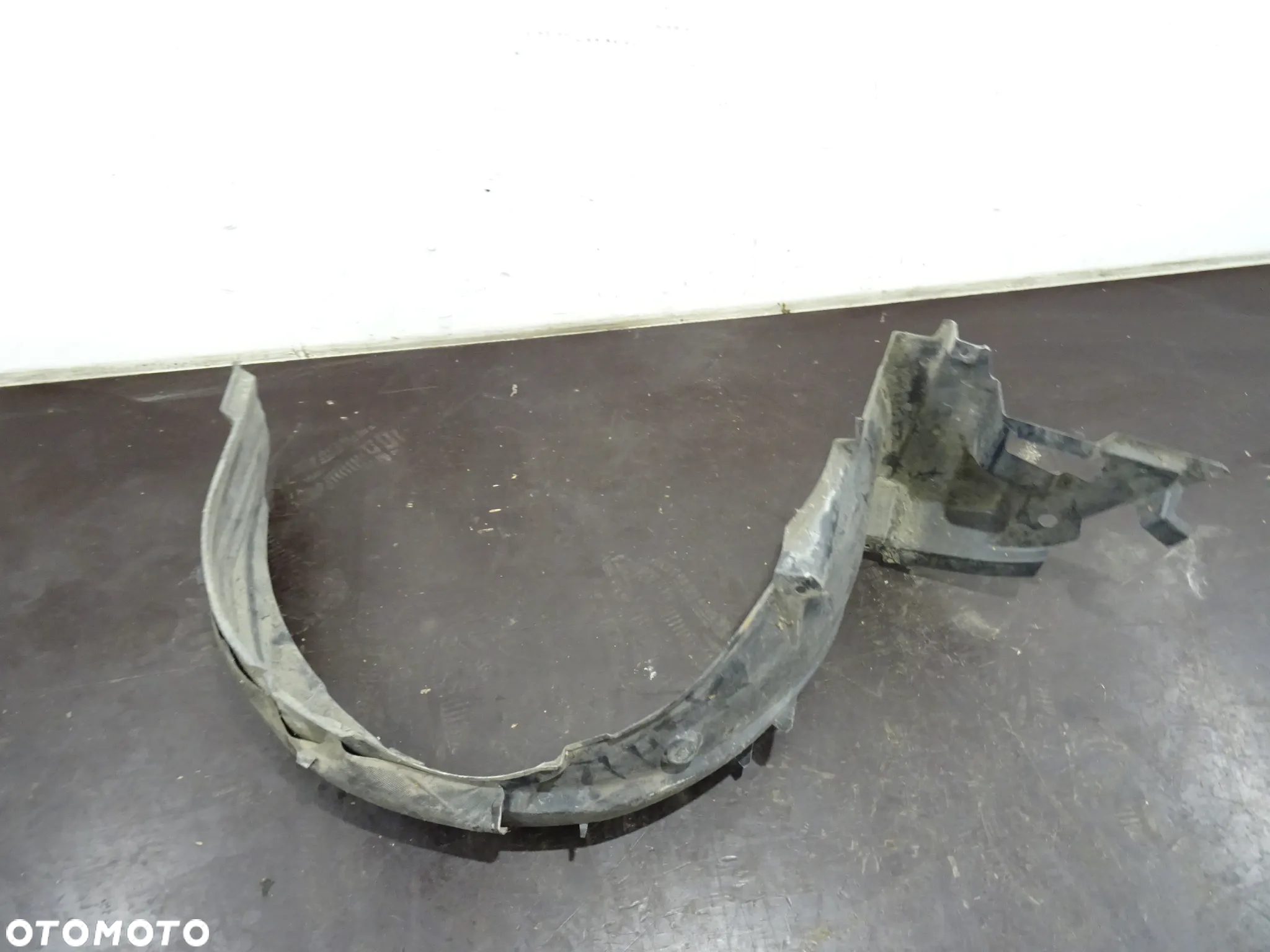 TOYOTA COROLLA VERSO NADKOLE LEWE PRAWE PRZÓD PRZEDNIE 53876 - 9