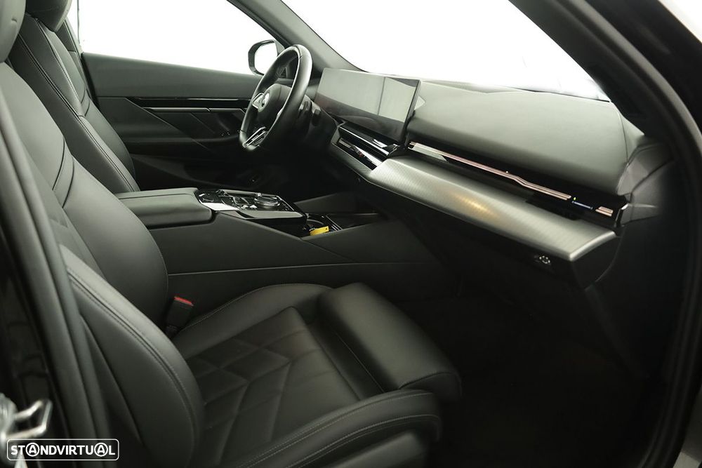 BMW 520 d Pack Desportivo M - 25