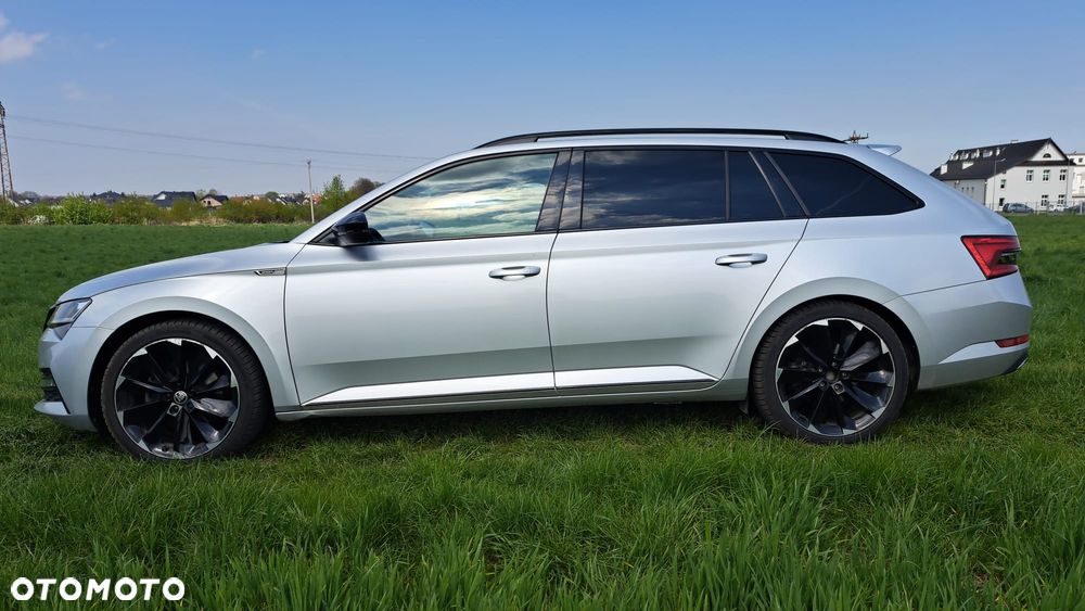 Skoda Superb 2.0 TDI DSG Sportline - 7