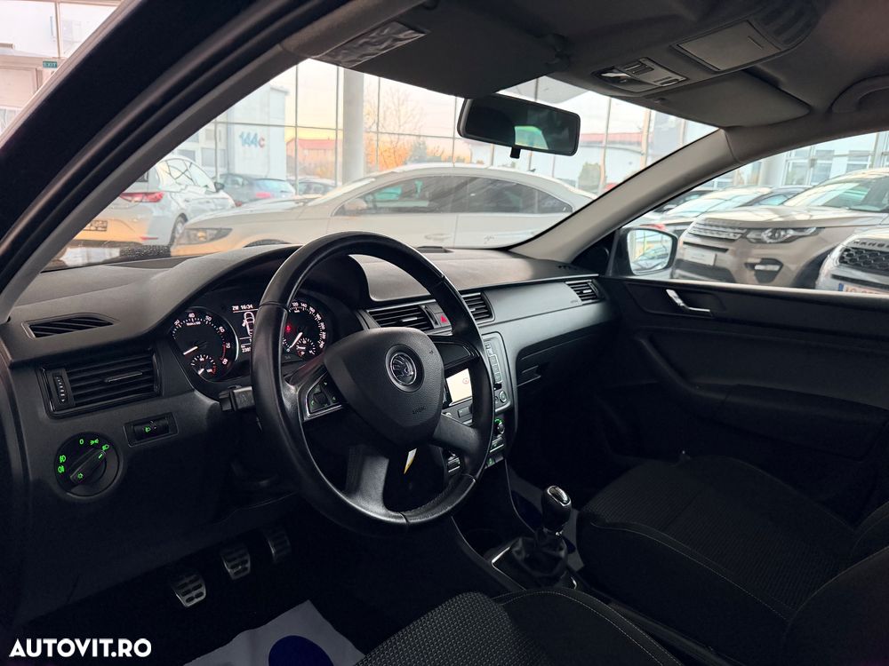 Skoda RAPID 1.2 TSI Elegance - 10