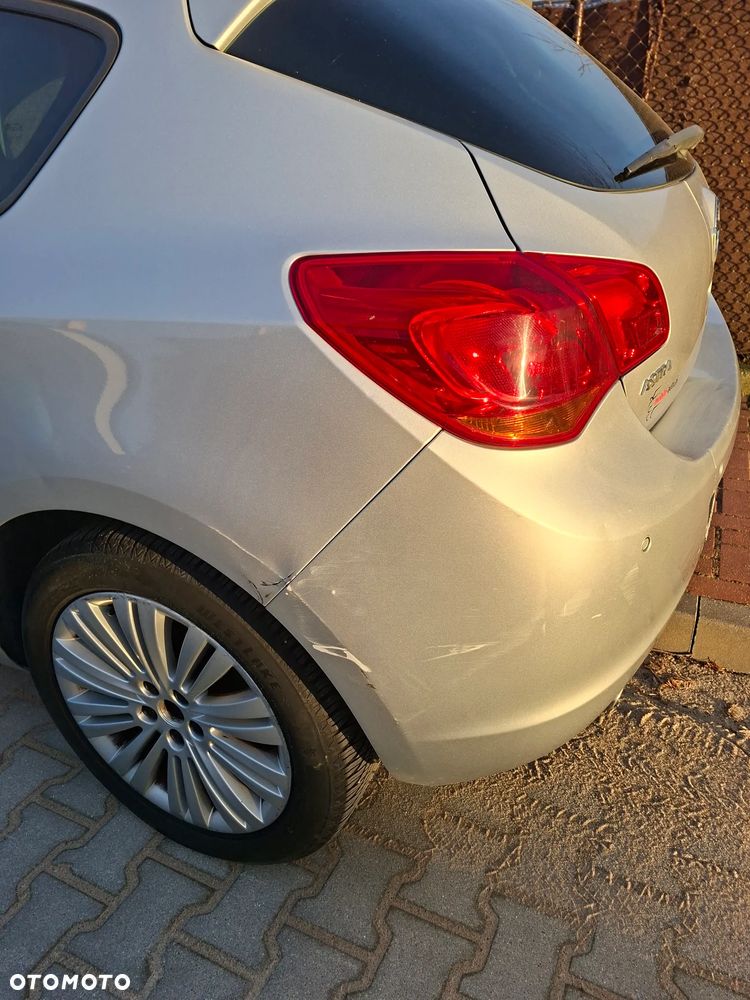 Opel Astra 1.4 T Enjoy - 4