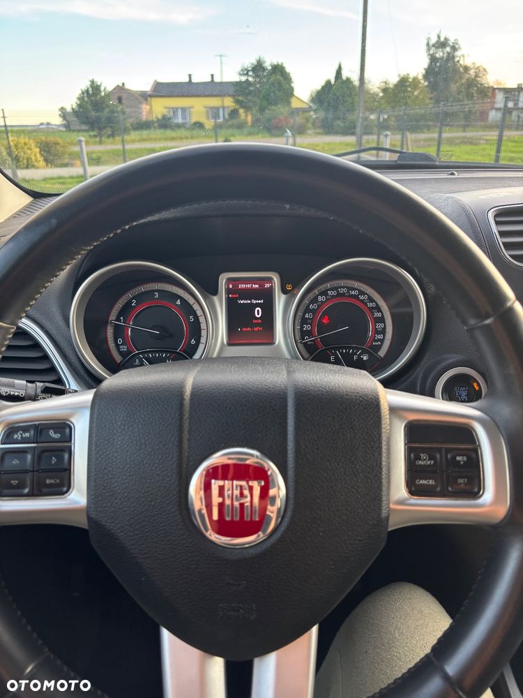 Fiat Freemont 2.0 Multijet Lounge - 16