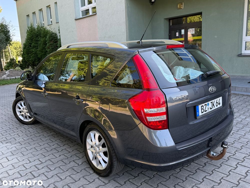 Kia Ceed 2.0 CVVT EX - 4