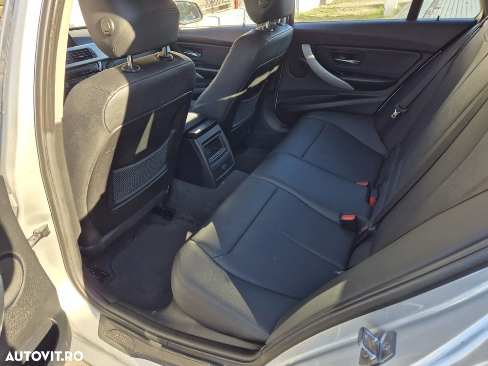 BMW Seria 3 316d - 17