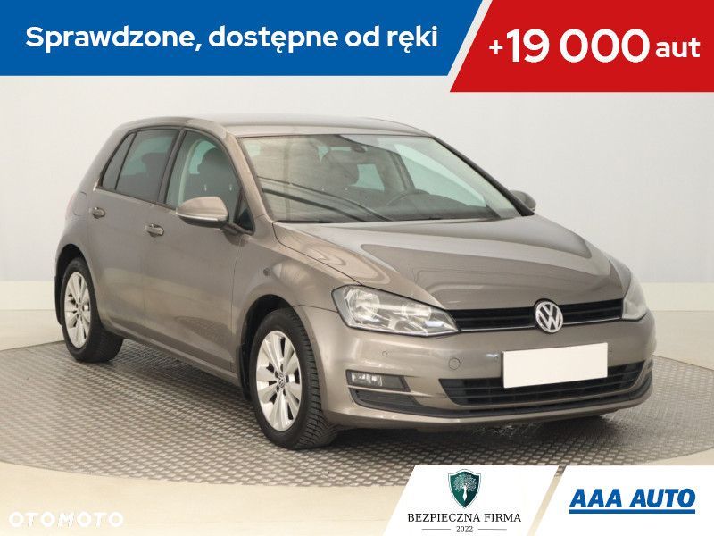 Volkswagen Golf - 2
