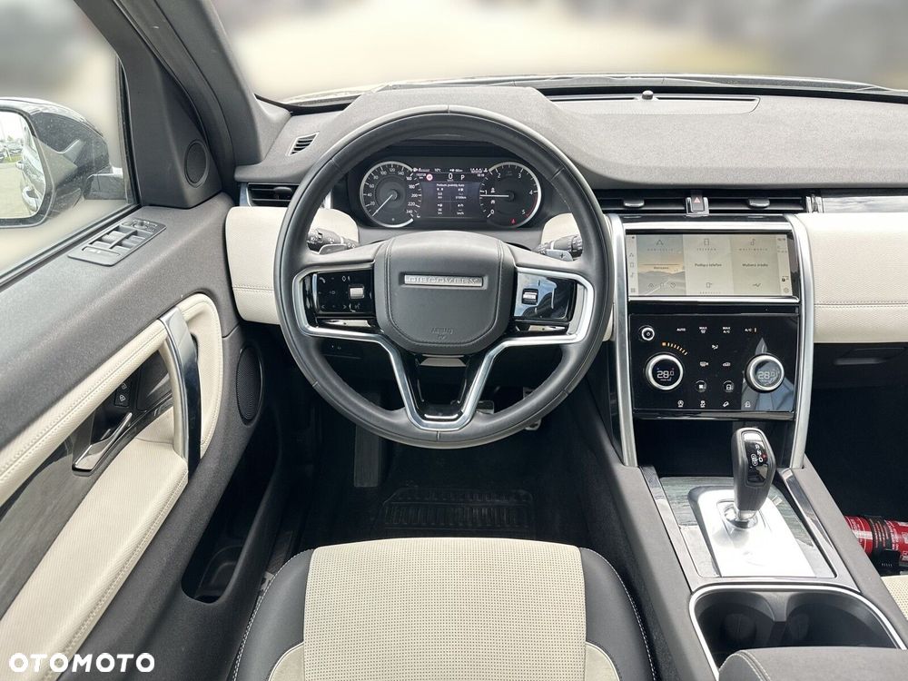 Land Rover Discovery Sport - 17