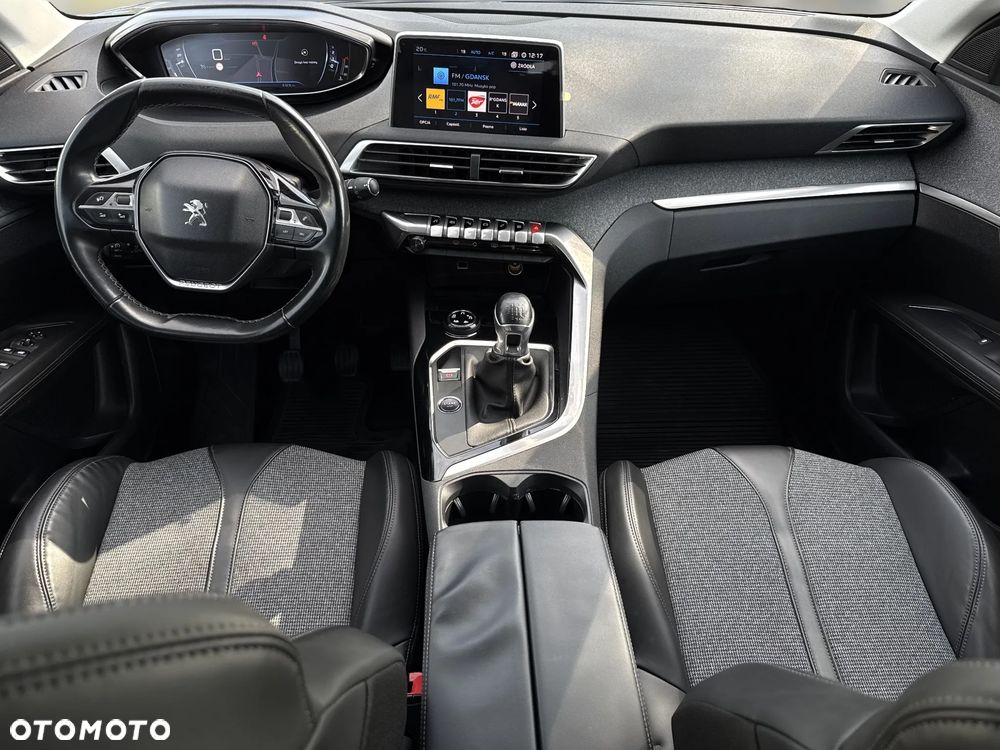Peugeot 3008 1.5 BlueHDi Allure S&S - 27