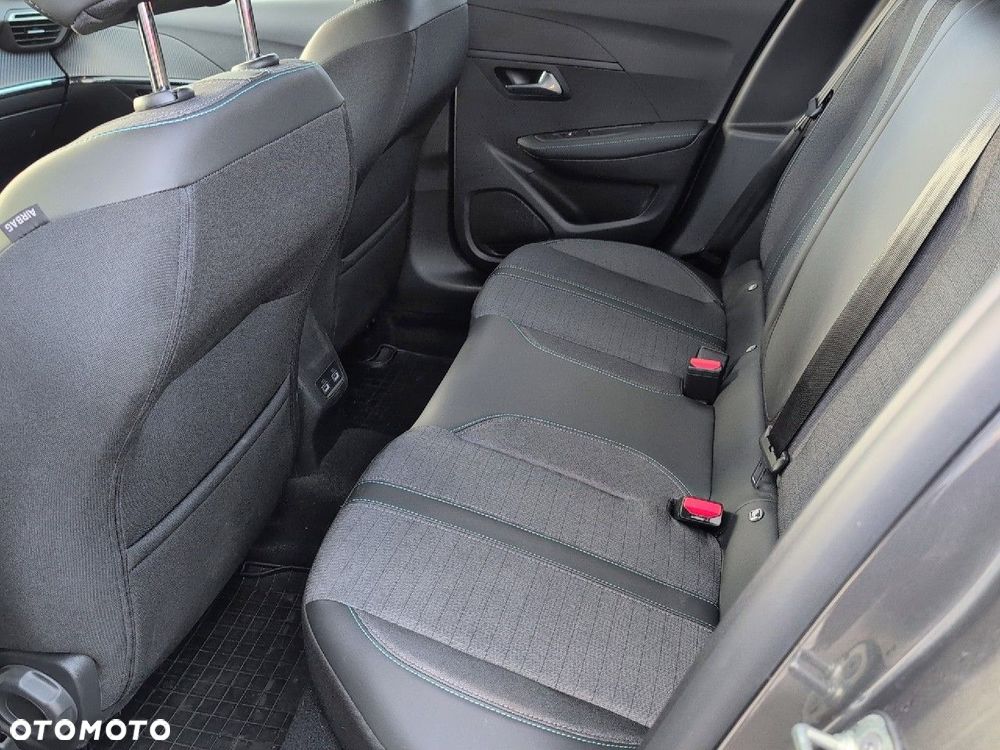 Peugeot 208 1.2 PureTech Allure Pack S&S EAT8 - 10