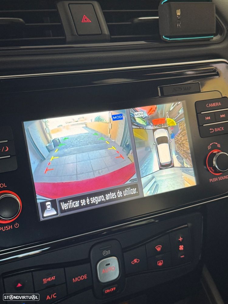 Nissan Leaf N-Connecta - 11